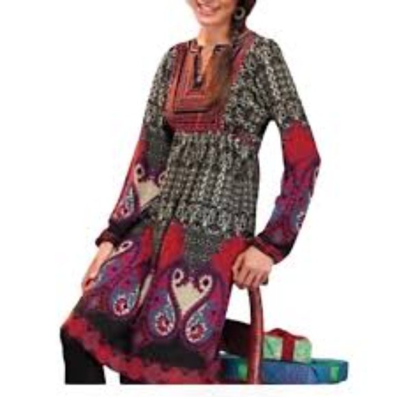 Bila sweater dress in size Large. - Picture 2 of 10